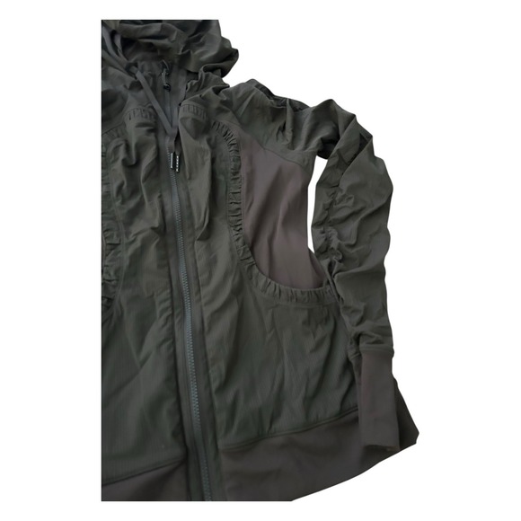Lululemon Dance Studio Jacket III Reversible Olive Green Zip Up Hoodie Size 10 - Picture 3 of 15